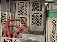 Partij kunststof kratten in diverse maten - afbeelding 2 van  11