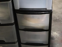 Partij kunststof ladekastjes op pallet - afbeelding 4 van  10