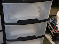 Partij kunststof ladekastjes op pallet - afbeelding 9 van  10