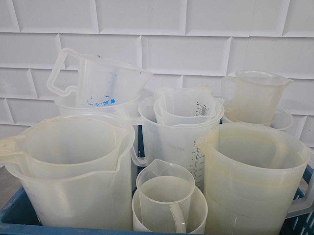 Partij kunststof liter maatbekers - afbeelding 3 van  3