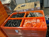 Partij kunststof onderdelen - afbeelding 2 van  6