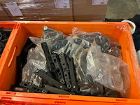 Partij kunststof onderdelen - afbeelding 3 van  6