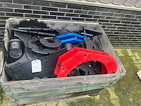 Partij kunststof onderdelen - afbeelding 1 van  4