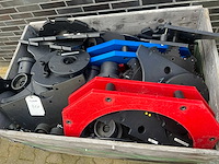 Partij kunststof onderdelen - afbeelding 1 van  1