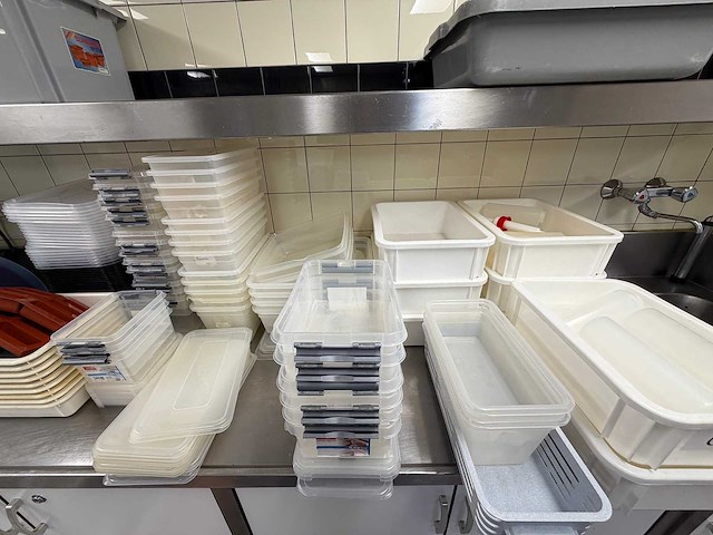 Partij kunststof opberg en bewaar bakken - afbeelding 4 van  6