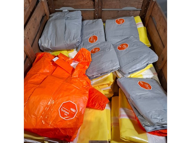 Partij kunststof overalls - afbeelding 5 van  12