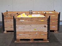 Partij kunststof overalls - afbeelding 1 van  10