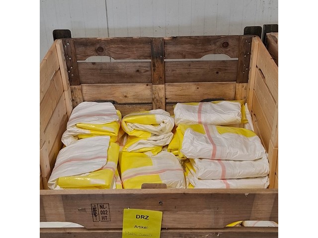 Partij kunststof overalls - afbeelding 3 van  9