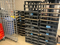 Partij kunststof pallets - afbeelding 6 van  7