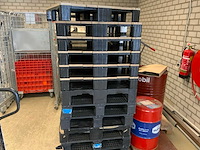 Partij kunststof pallets - afbeelding 3 van  3