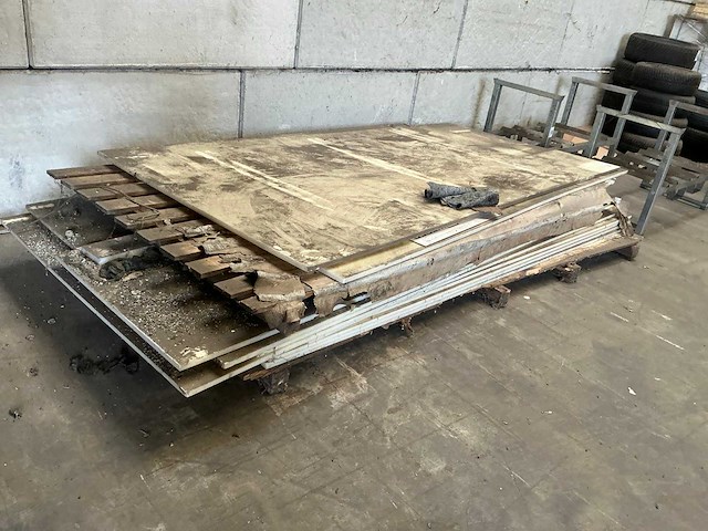 Partij kunststof plaat - afbeelding 2 van  5