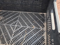 Partij kunststof stapelkratten - afbeelding 7 van  7