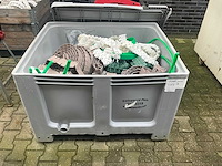 Partij kunststof transportbandketting - afbeelding 1 van  4