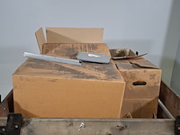 Partij kunststof tussenschotten