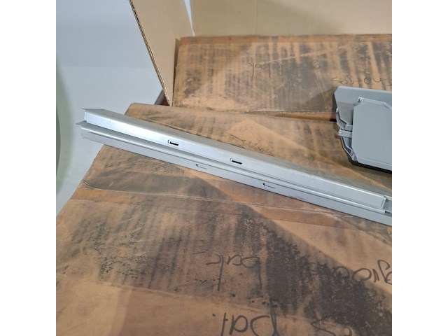 Partij kunststof tussenschotten - afbeelding 3 van  8