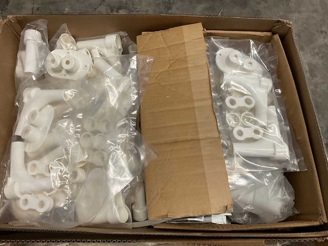 Partij kunststof voetbochten sets, ca. 350 sets - afbeelding 3 van  5