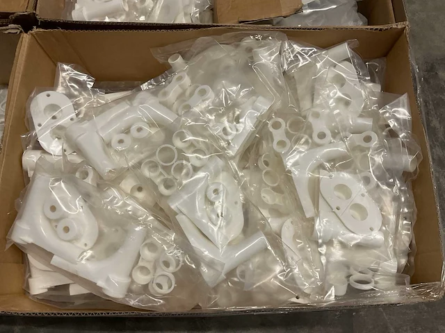 Partij kunststof voetbochten sets, ca. 350 sets - afbeelding 2 van  5