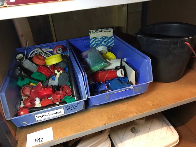 Partij kunststof - afbeelding 2 van  8