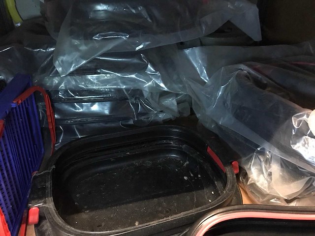 Partij kunststof - afbeelding 7 van  8