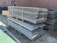 Partij kunststof - afbeelding 2 van  7