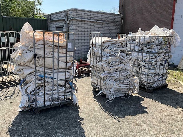 Partij kuubs en 1/2 kuubs bigbags - afbeelding 1 van  6