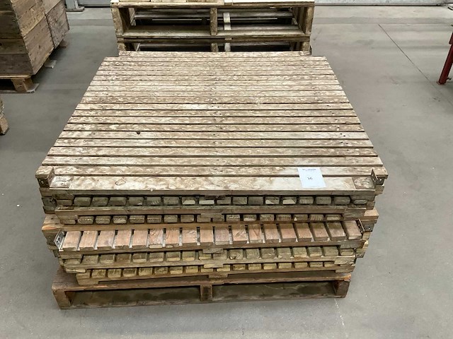 Partij kuubskist legborden - afbeelding 1 van  3