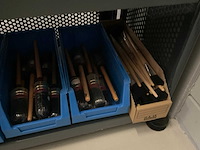 Partij kwasten en verfrollers - afbeelding 7 van  17