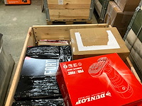 Partij laarzen - afbeelding 3 van  6