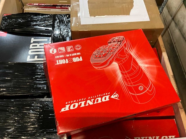 Partij laarzen - afbeelding 4 van  6