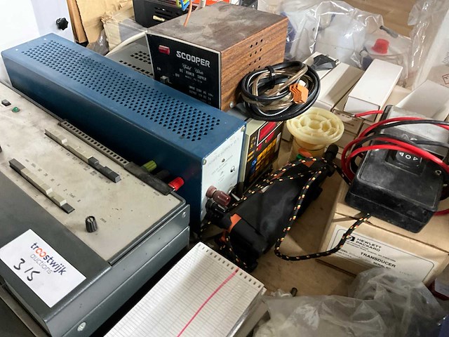 Partij laboratorium-/ meetapparatuur - afbeelding 7 van  10