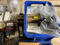 Partij laboratorium-/ meetapparatuur - afbeelding 9 van  10