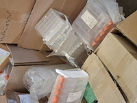 Partij laboratorium benodigdheden - afbeelding 15 van  17