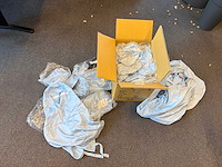 Partij laboratorium bescherm kledij - afbeelding 1 van  2