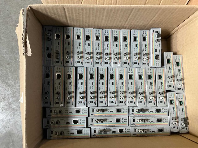 Partij laboratoriumapparatuur - afbeelding 3 van  8