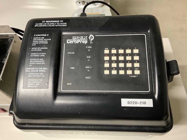 Partij laboratoriumapparatuur - afbeelding 2 van  14