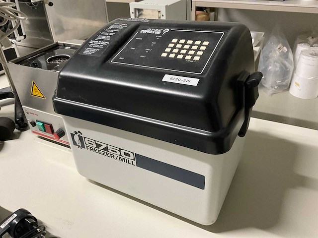 Partij laboratoriumapparatuur - afbeelding 14 van  14