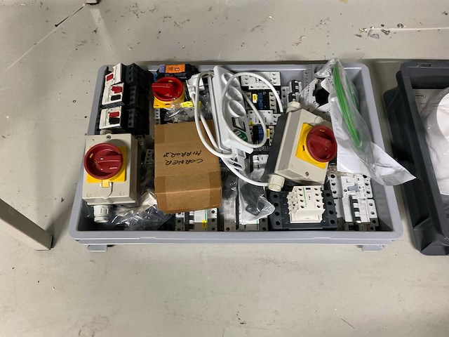 Partij laboratoriumapparatuur - afbeelding 5 van  30