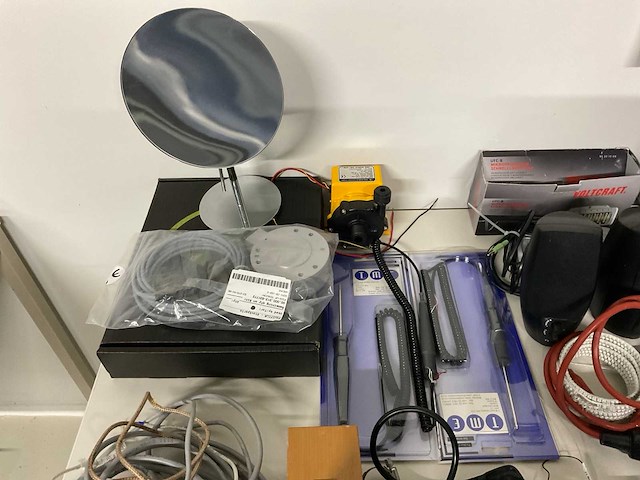 Partij laboratoriumapparatuur - afbeelding 7 van  30