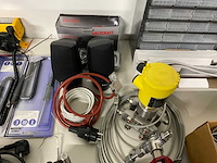 Partij laboratoriumapparatuur - afbeelding 9 van  30