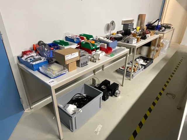 Partij laboratoriumapparatuur - afbeelding 12 van  30