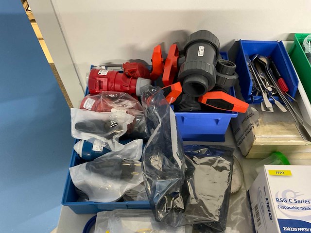 Partij laboratoriumapparatuur - afbeelding 22 van  30