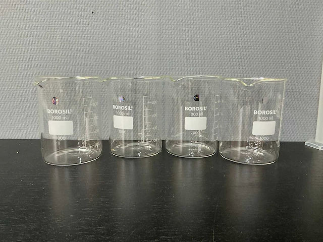 Partij laboratoriumbenodigdheden - afbeelding 14 van  14