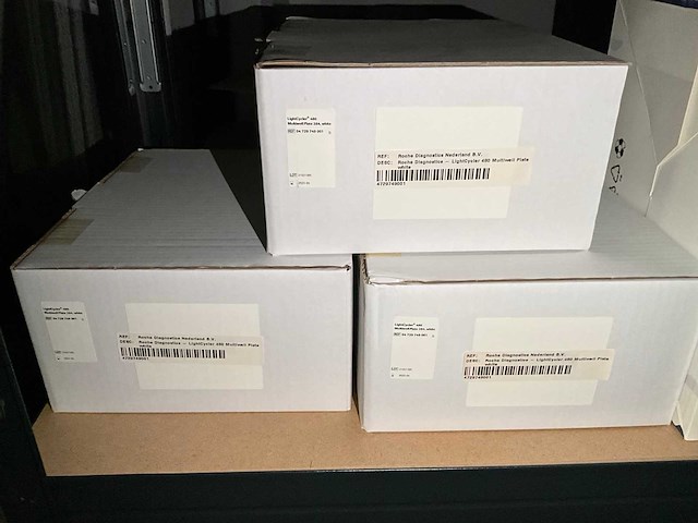 Partij laboratoriumbenodigdheden - afbeelding 26 van  66