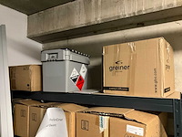 Partij laboratoriumbenodigdheden - afbeelding 58 van  66