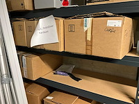 Partij laboratoriumbenodigdheden - afbeelding 59 van  66