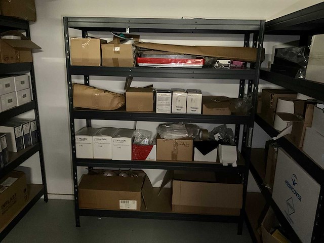 Partij laboratoriumbenodigdheden - afbeelding 64 van  66