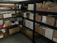 Partij laboratoriumbenodigdheden - afbeelding 65 van  66