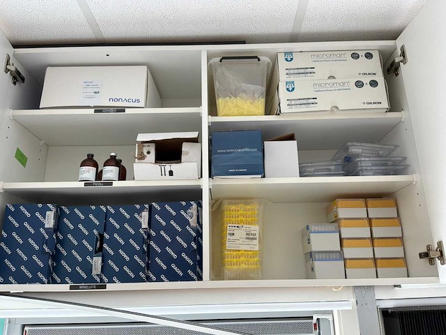 Partij laboratoriumverbruiksartikelen en disposables - afbeelding 29 van  40
