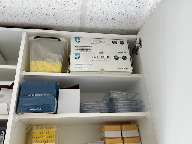 Partij laboratoriumverbruiksartikelen en disposables - afbeelding 30 van  40