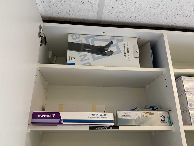 Partij laboratoriumverbruiksartikelen en disposables - afbeelding 8 van  27